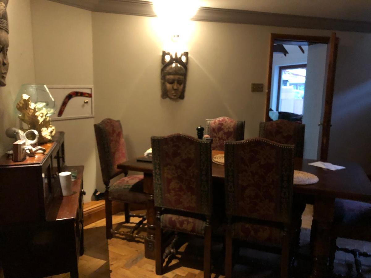 South Lodge House Dormansland Экстерьер фото